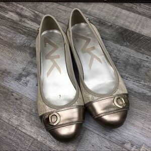 Anne Klein Sport Flats Women Size 6.5